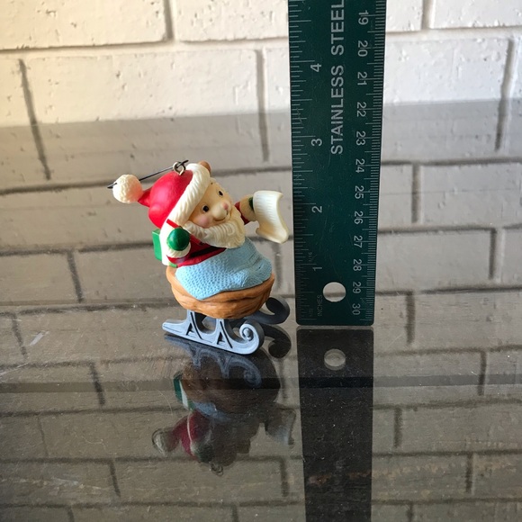 Avon Christmas Ornament 1983 Melvin P Merry Mouse Nut Shell Sled Box Vintage - Picture 10 of 10